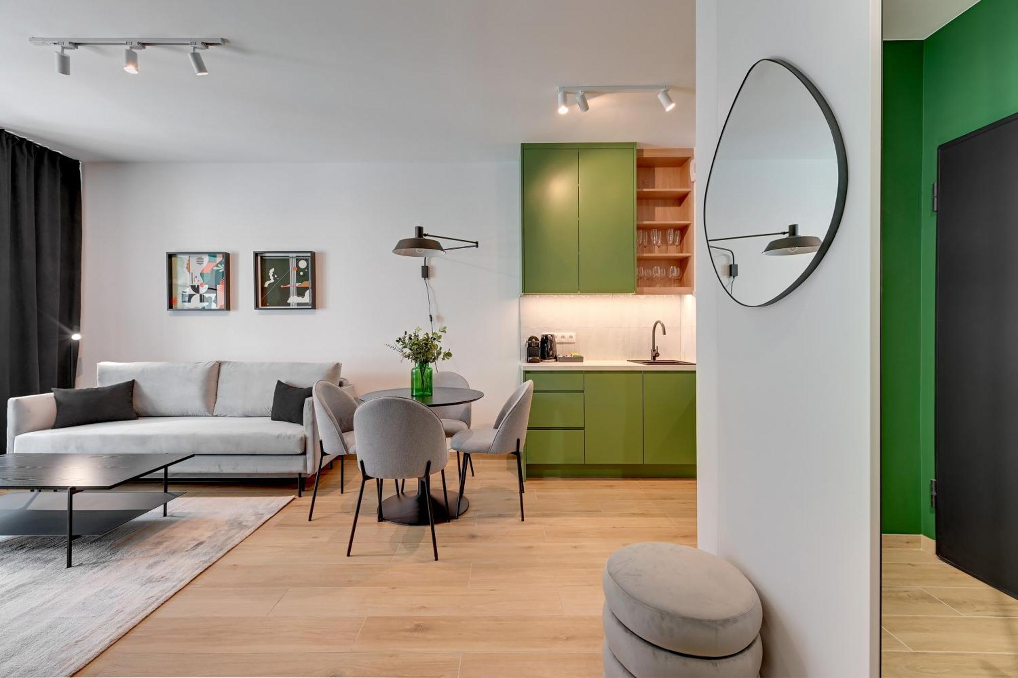 גדנסק Doki Living - Foodhall & Parking By Downtown Apartments מראה חיצוני תמונה