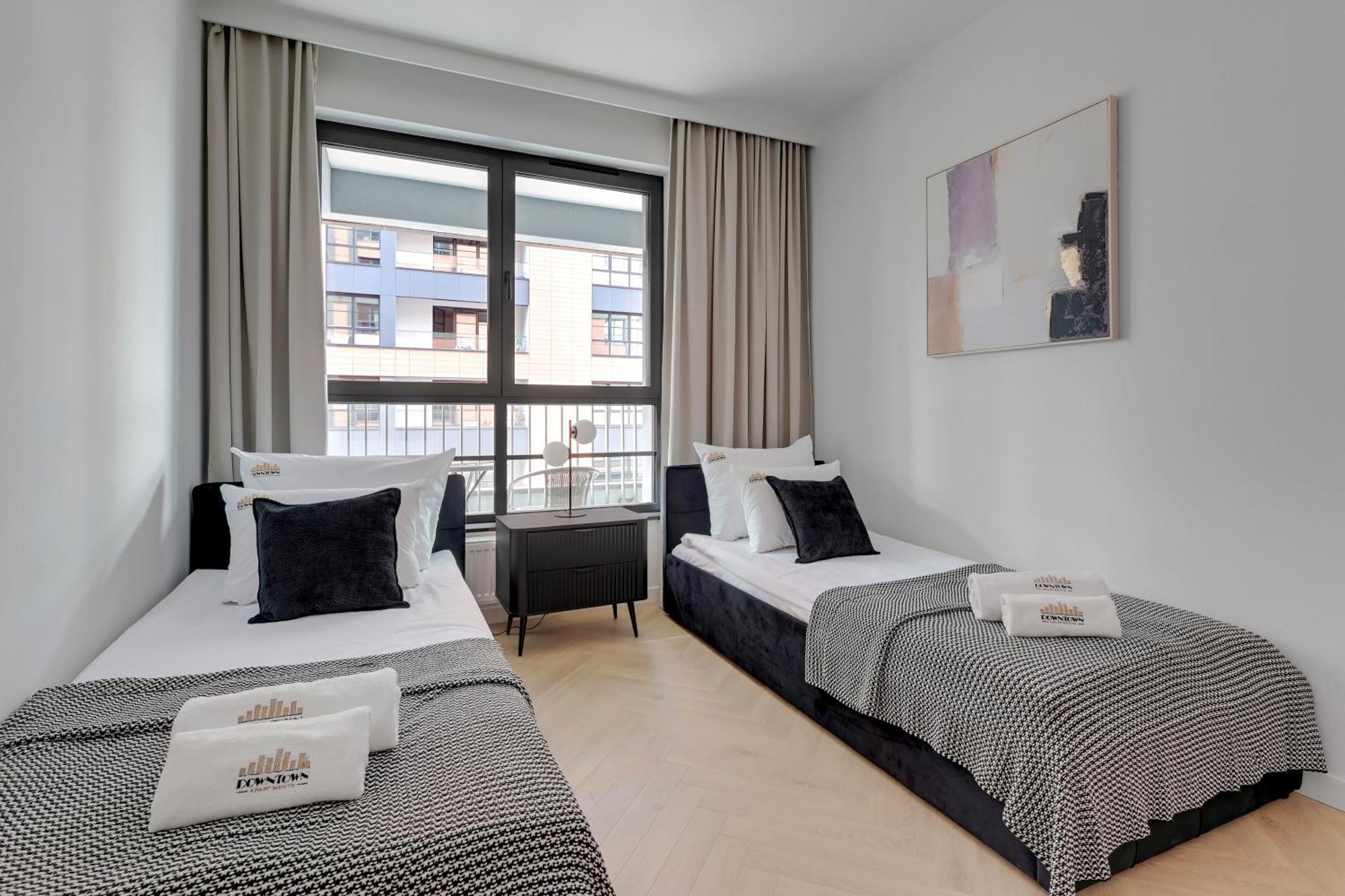 גדנסק Doki Living - Foodhall & Parking By Downtown Apartments מראה חיצוני תמונה
