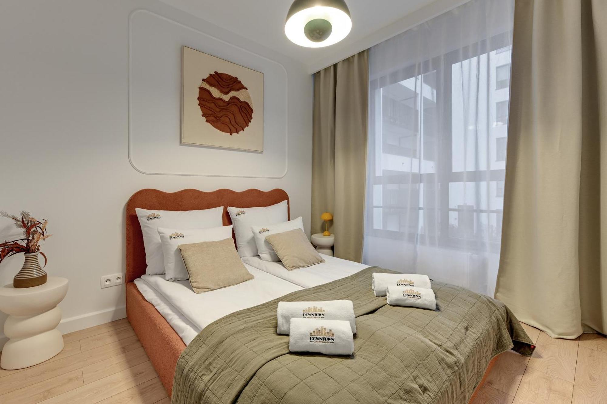 גדנסק Doki Living - Foodhall & Parking By Downtown Apartments מראה חיצוני תמונה
