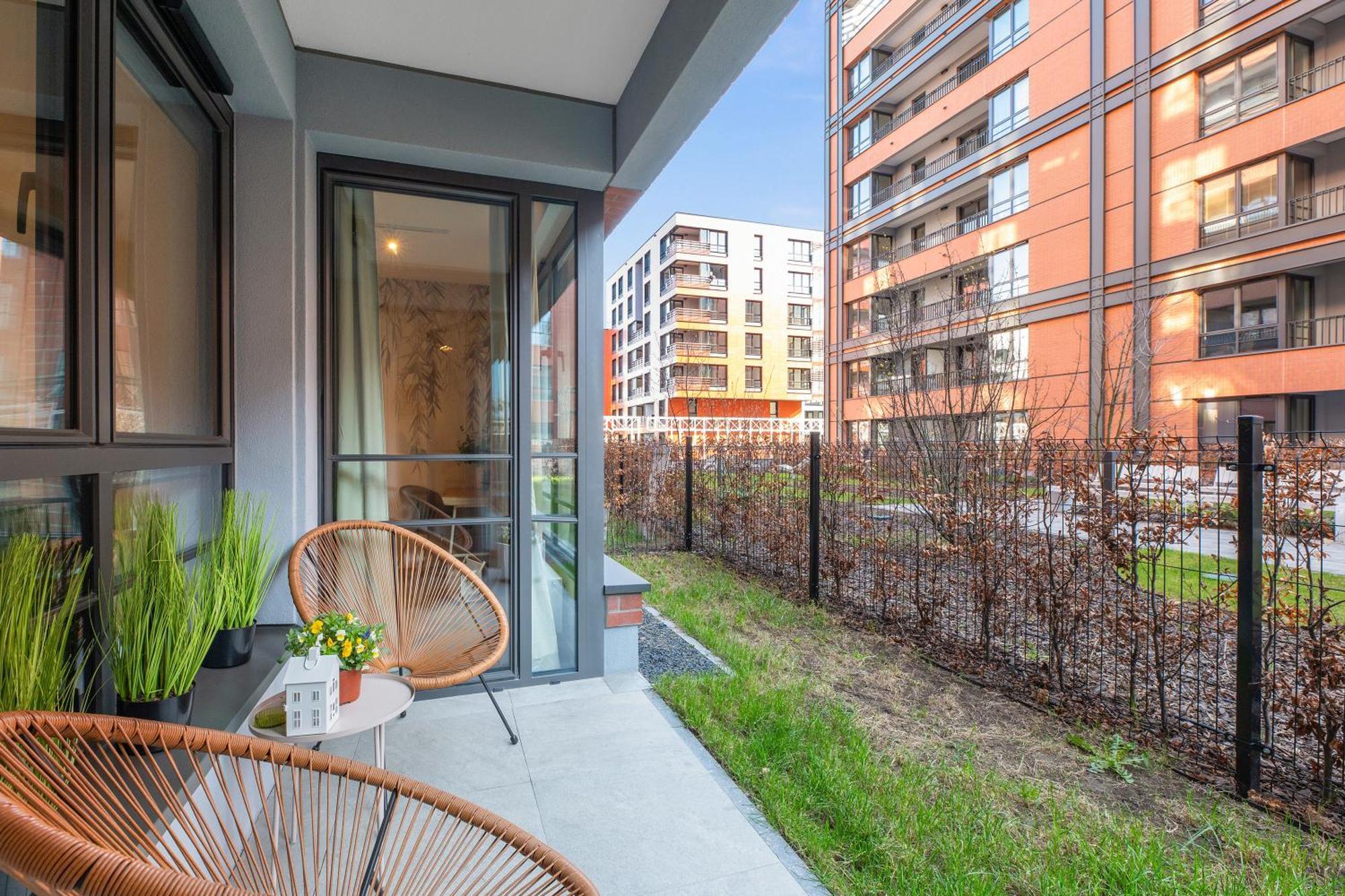 גדנסק Doki Living - Foodhall & Parking By Downtown Apartments מראה חיצוני תמונה